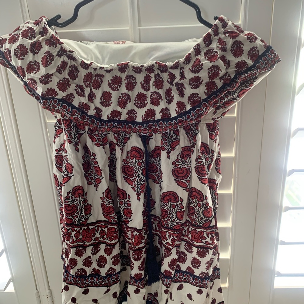 Cute designed off shoulder dress